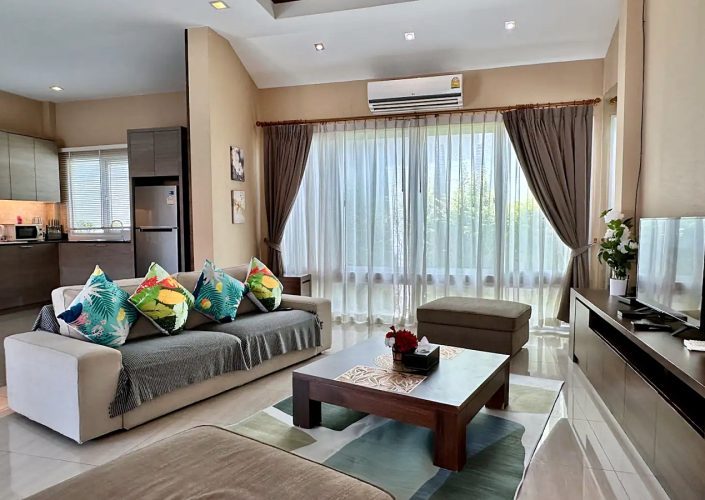 더 빌 좀티엔 풀빌라