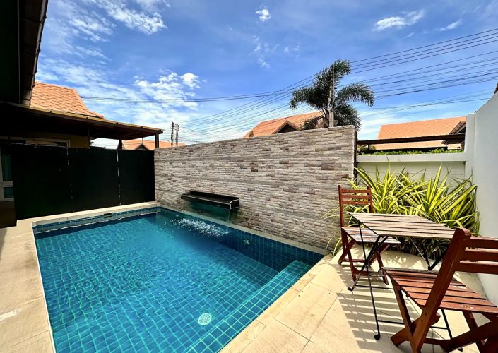 더 빌 좀티엔 풀빌라