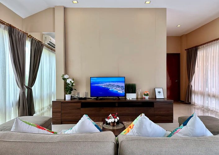 더 빌 좀티엔 풀빌라